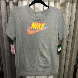 Nike Athletic Cut Girls XL Tee Shirt